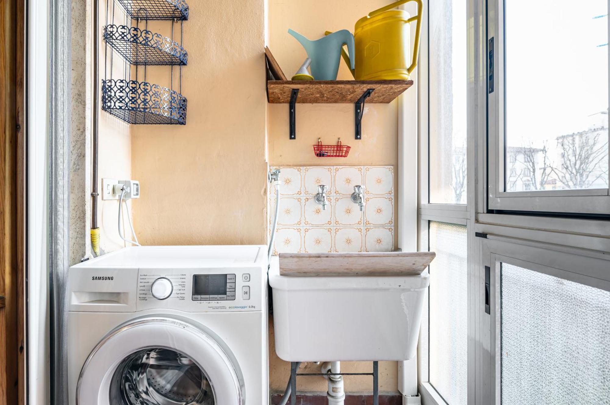 Apartamento Visarno & Roomy Flat X6 With Parking