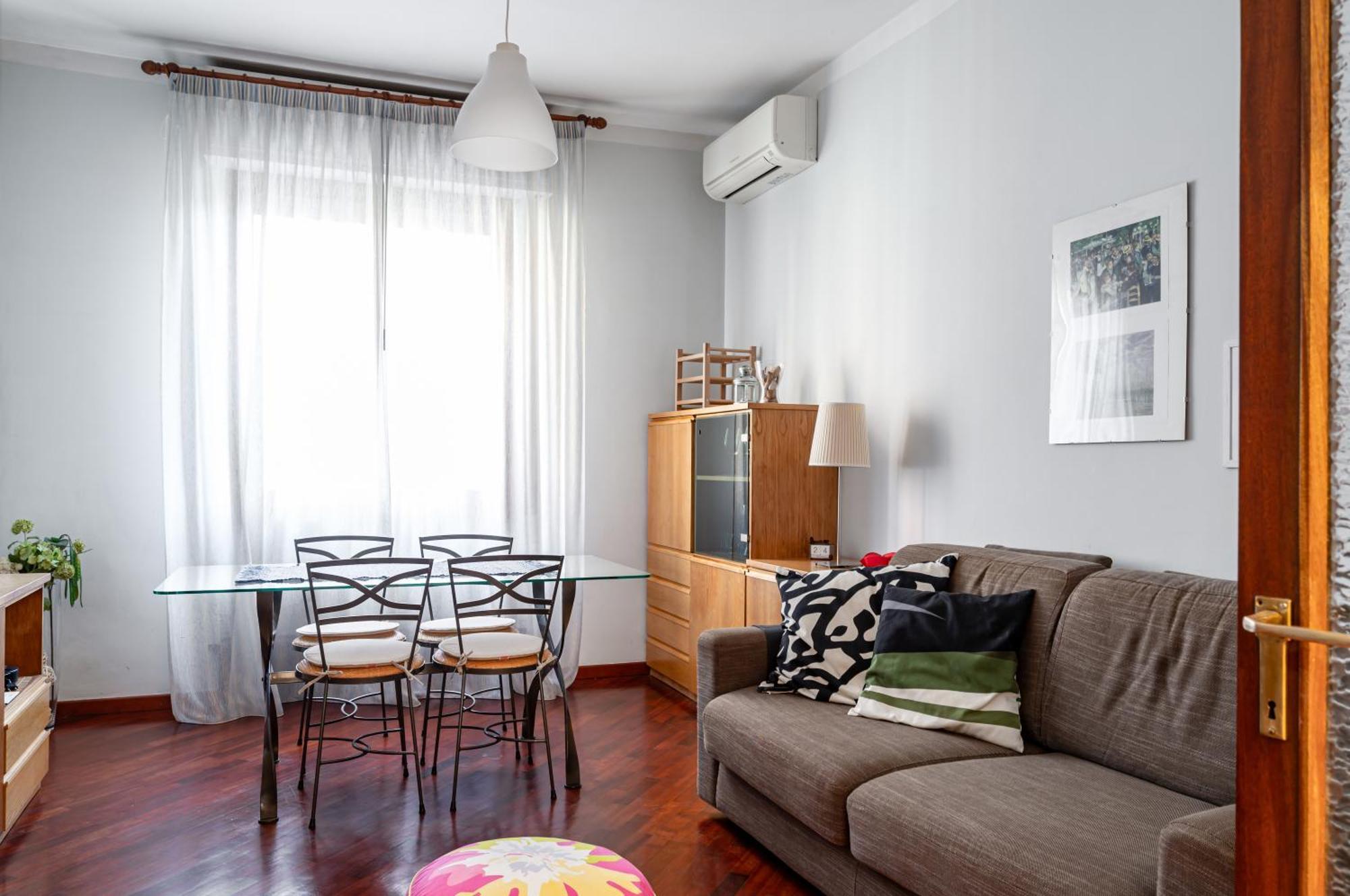 Visarno & Roomy Flat X6 With Parking Apartamento Florencia