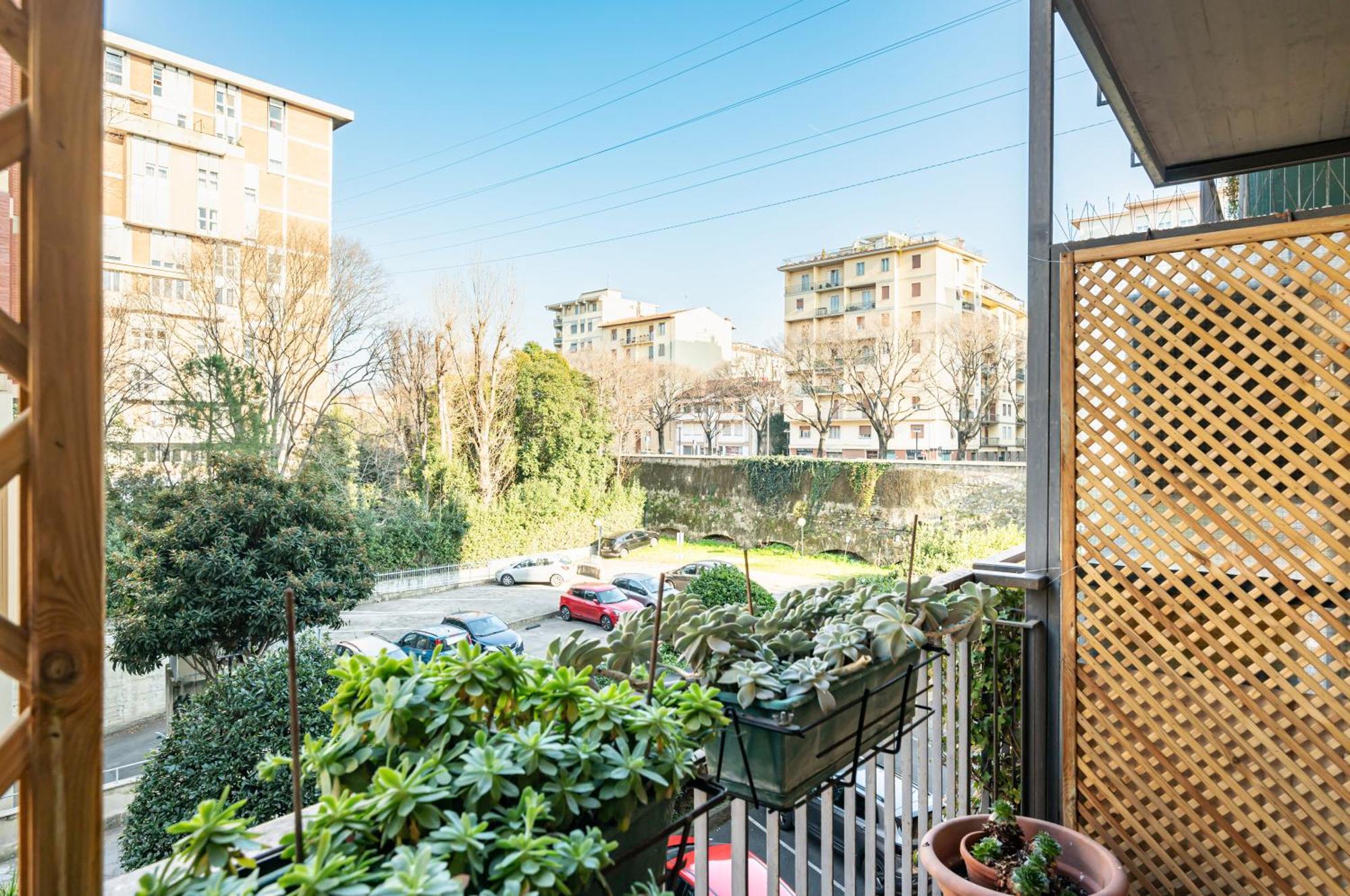 Visarno & Roomy Flat X6 With Parking Apartamento Florencia